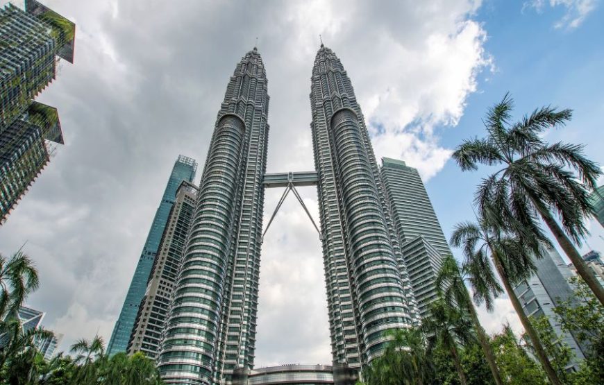 Putrajaya, KL City, Batu Caves & Fireflies Trip (4 in 1 Combo Tour)