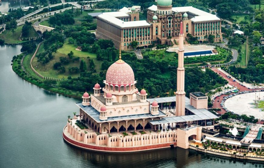 Putrajaya, KL City, Batu Caves & Fireflies Trip (4 in 1 Combo Tour)