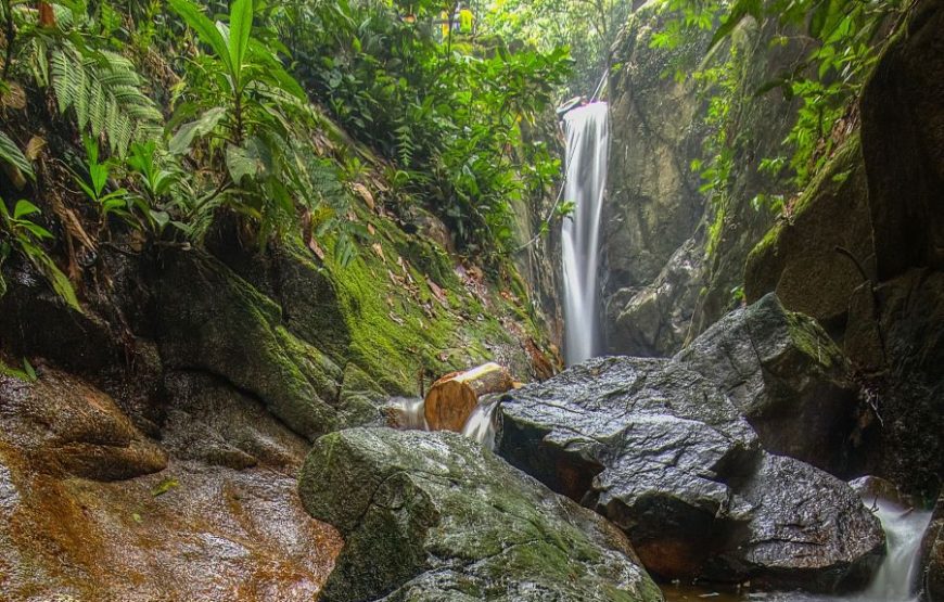 Kanching Waterfalls with Batu Caves & Ramayana Caves Tour – Private Tour