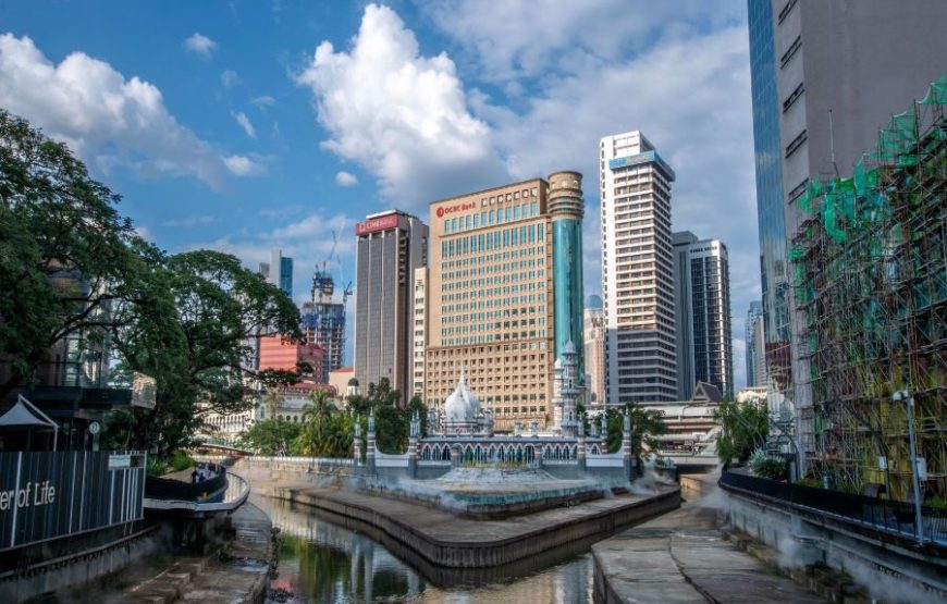 KL Evening Tour with Symphony Water Fountain Show and KL Tower Observation Deck Ticket