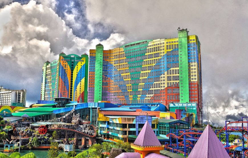 Private Genting Highlands Tour with Cable Car Ride & Genting Premium Outlets