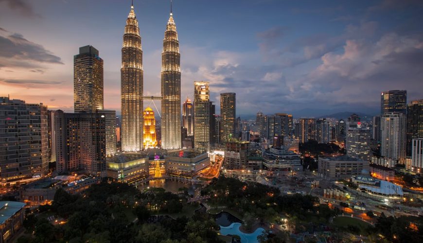 Best Tour Guide in Malaysia