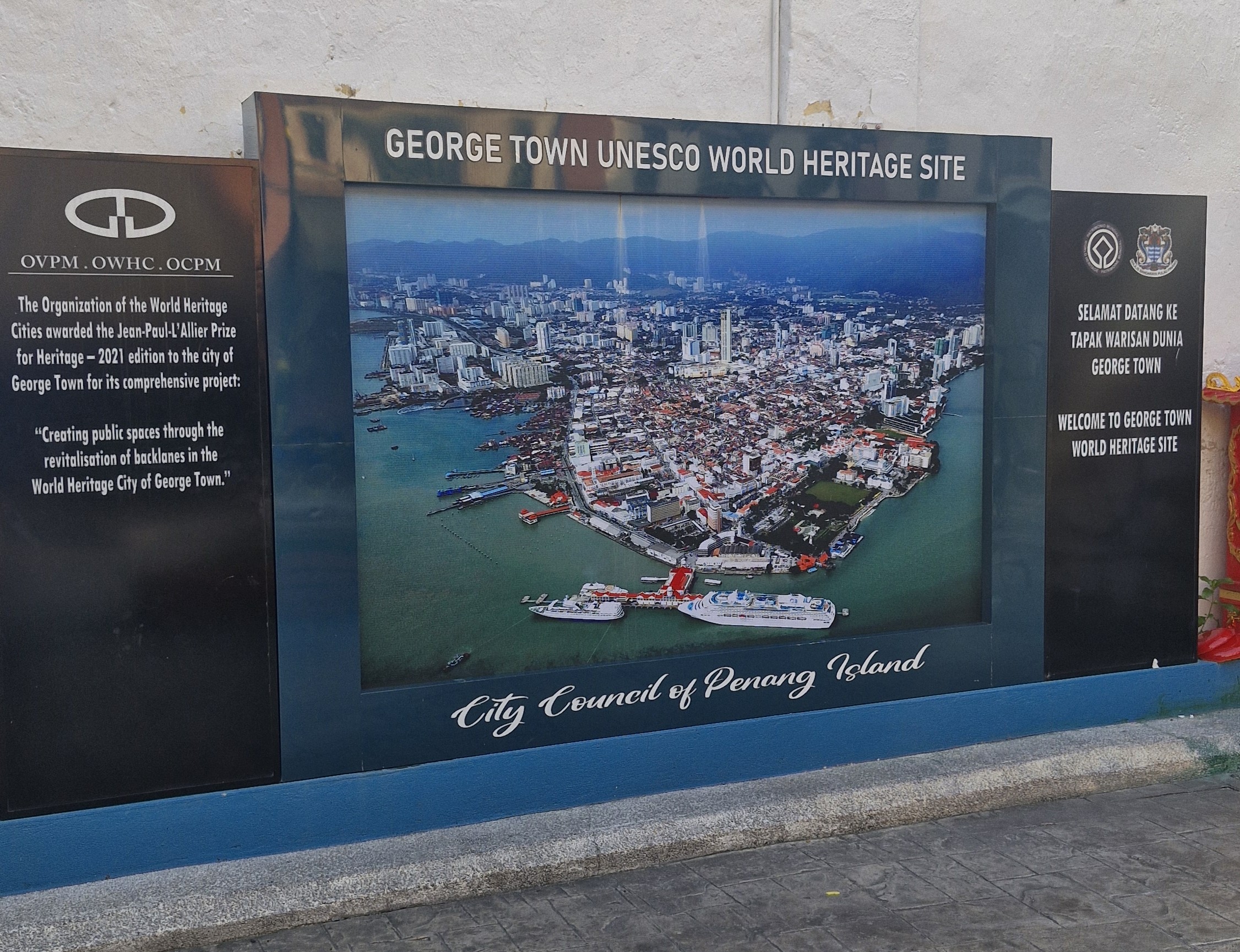 Best Tour Guide in Malaysia