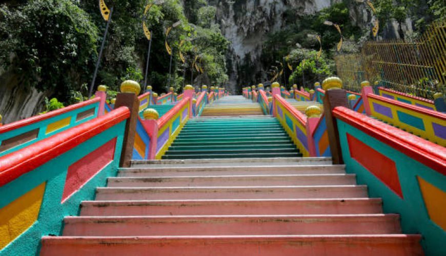 Best Tour Guide in Malaysia